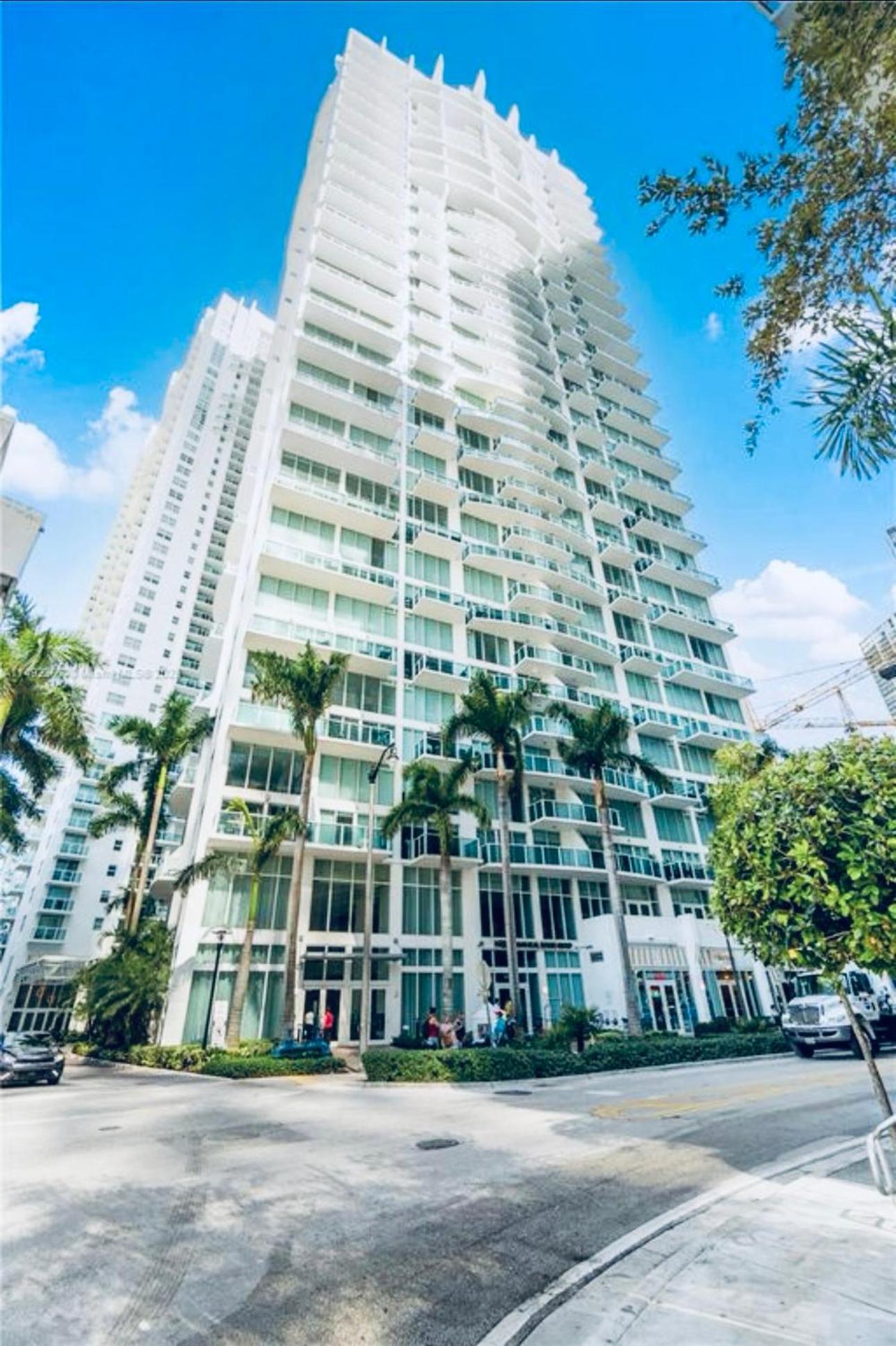2 Story Loft Downtown Miami Apartment Exterior photo
